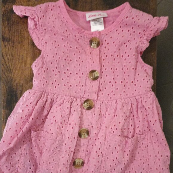 Pink baby girl dress with Wooden accent buttons and pockets size 18months - Picture 1 of 3